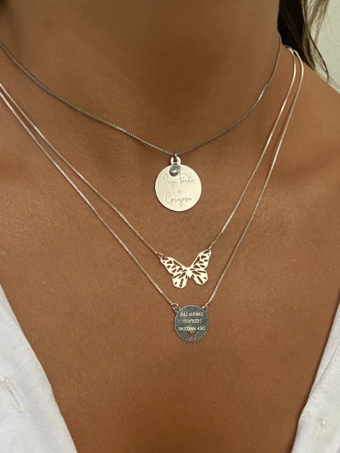 Kit Escapulário Minhas Cicatrizes Nasceram Asas Colar Seja Forte Corajosa