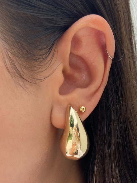 Brinco Gota D'água Liso Médio