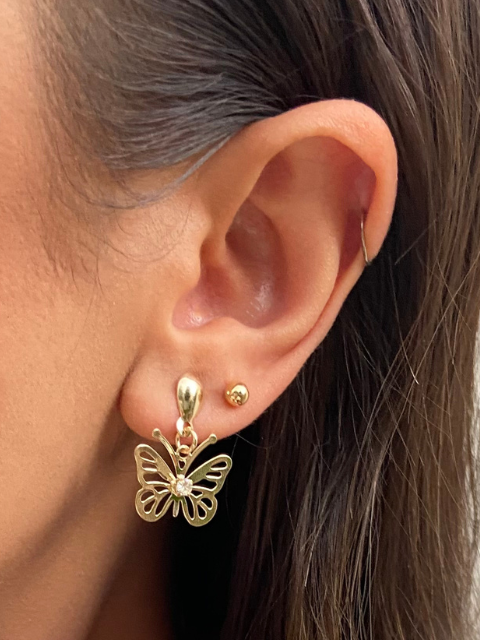 Brinco Borboleta Vazada com Ponto de Luz