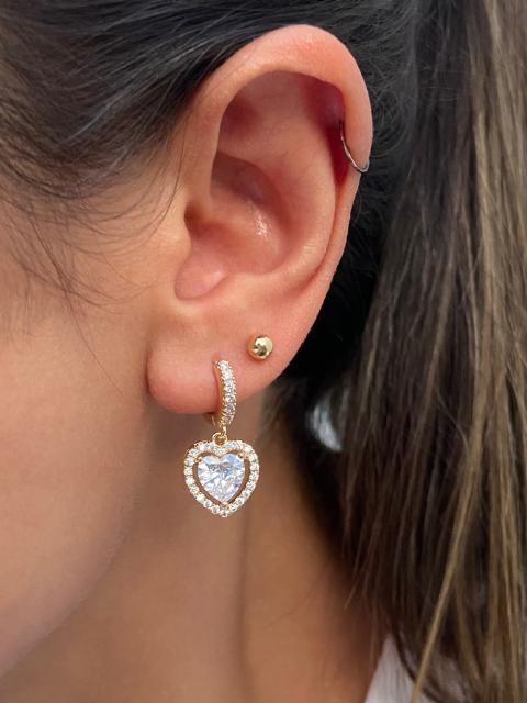 Brinco Click Coração Zircônias