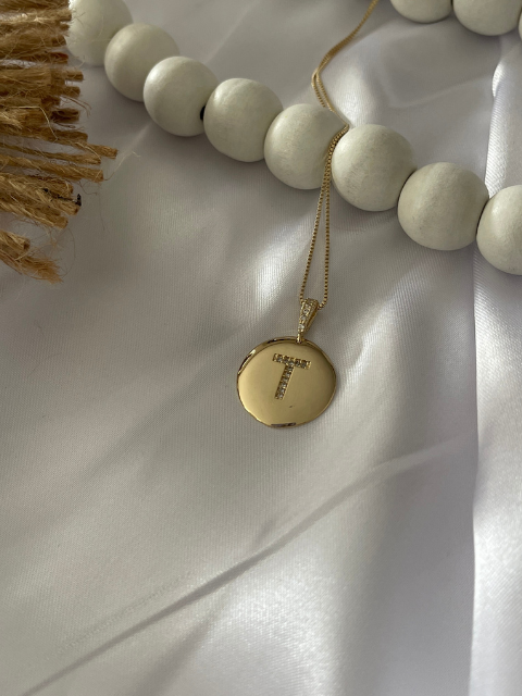 Colar Letra Medalha Ouro 18k