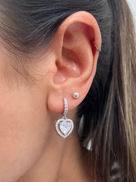 Brinco Click Coração Zircônias