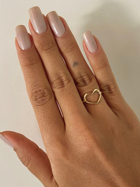 Anel Coração Vazado Liso