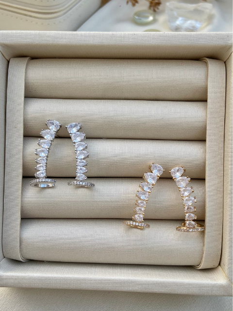 Brinco Gota Ear Cuff