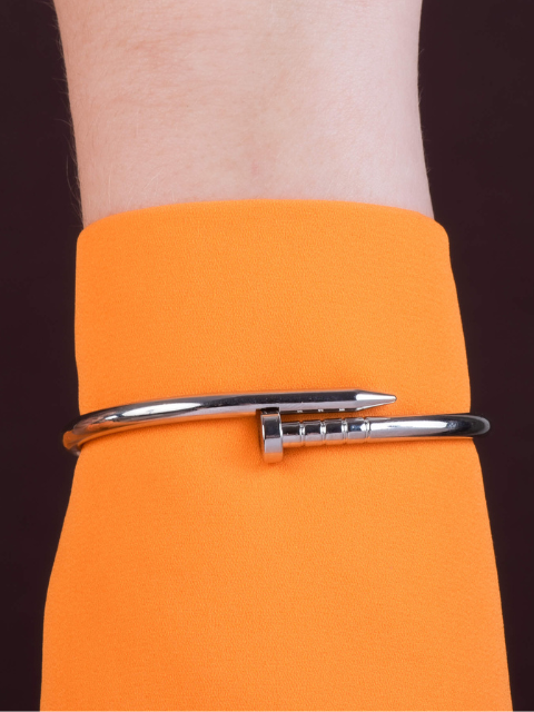 Bracelete Prego Liso Banhado a Ródio Branco