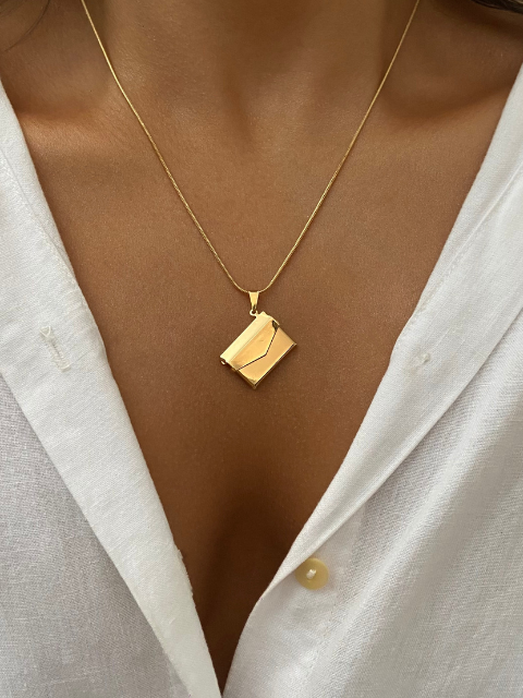 Colar Cartinha Relicário