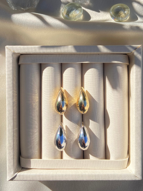 Brinco Gota D'água Liso Pequeno