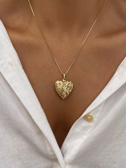 Colar Coração Relicário Vazado