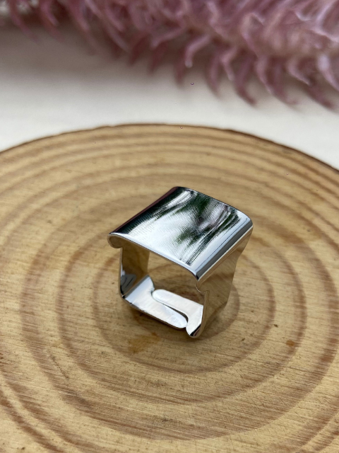 Anel Quadrado Regulável Liso