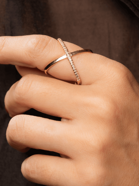 Anel X Uma Fileira Cravejada