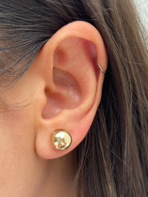 Brinco de Bola Médio Liso