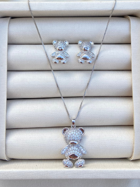 Conjunto Urso Cravejado Zircônia Ródio Branco