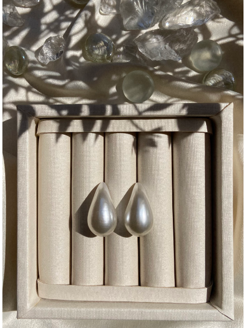 Brinco Gota D'água Pérola Médio