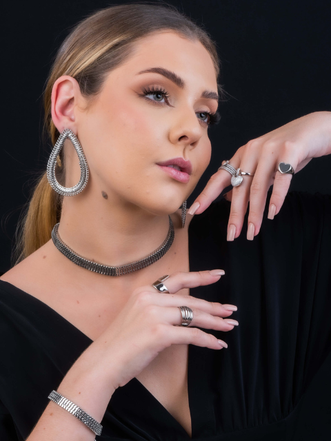 Brinco Gota Grande Detalhada Cores Variadas