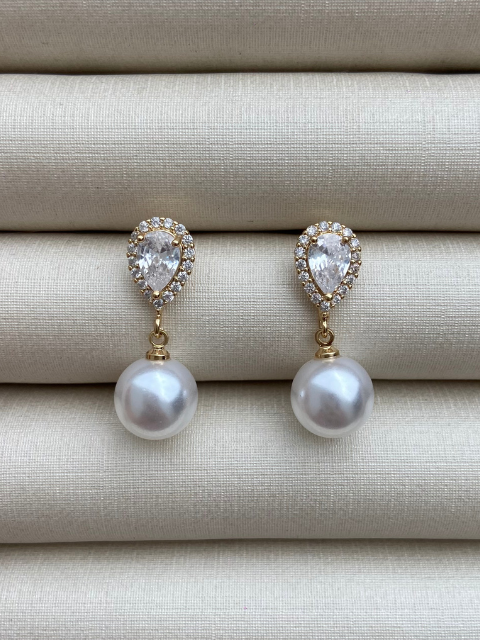 Brinco Gota Cravejada Pérola